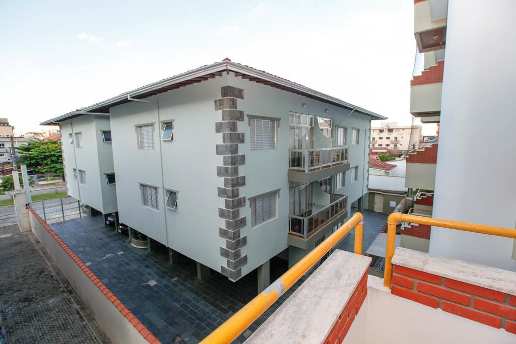 Edificio Ximenes II Apartment Ubatuba Bagian luar foto