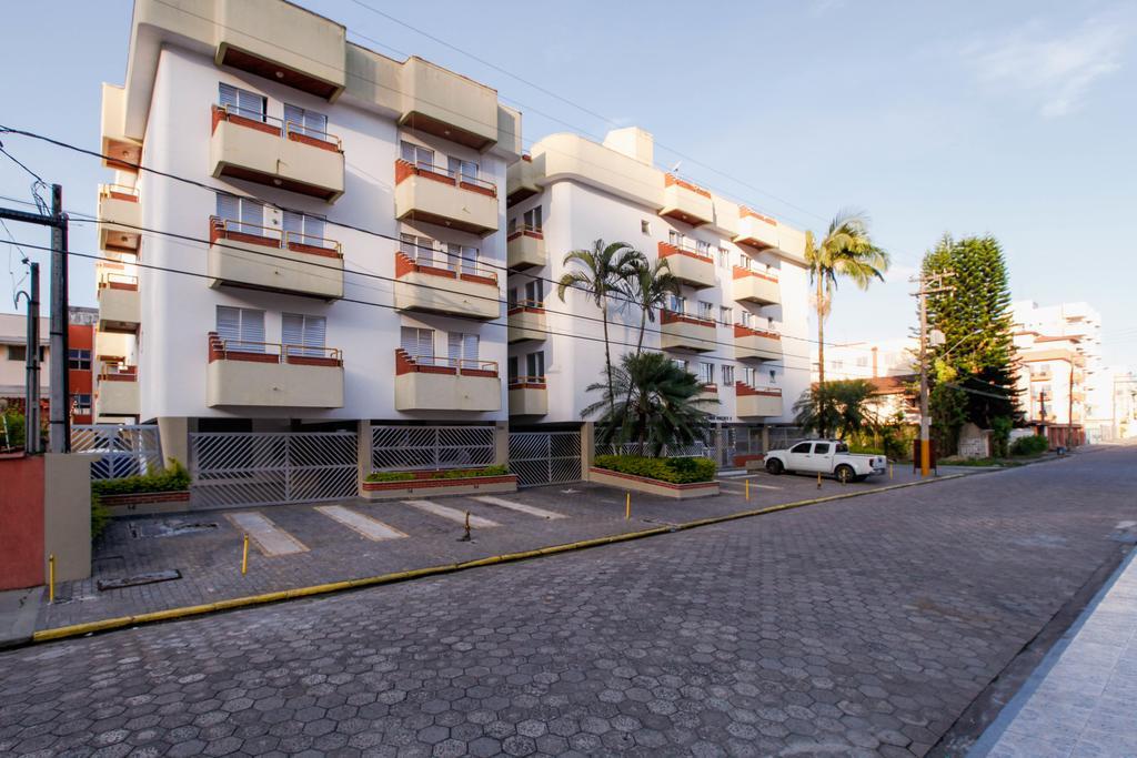 Edificio Ximenes II Apartment Ubatuba Bagian luar foto
