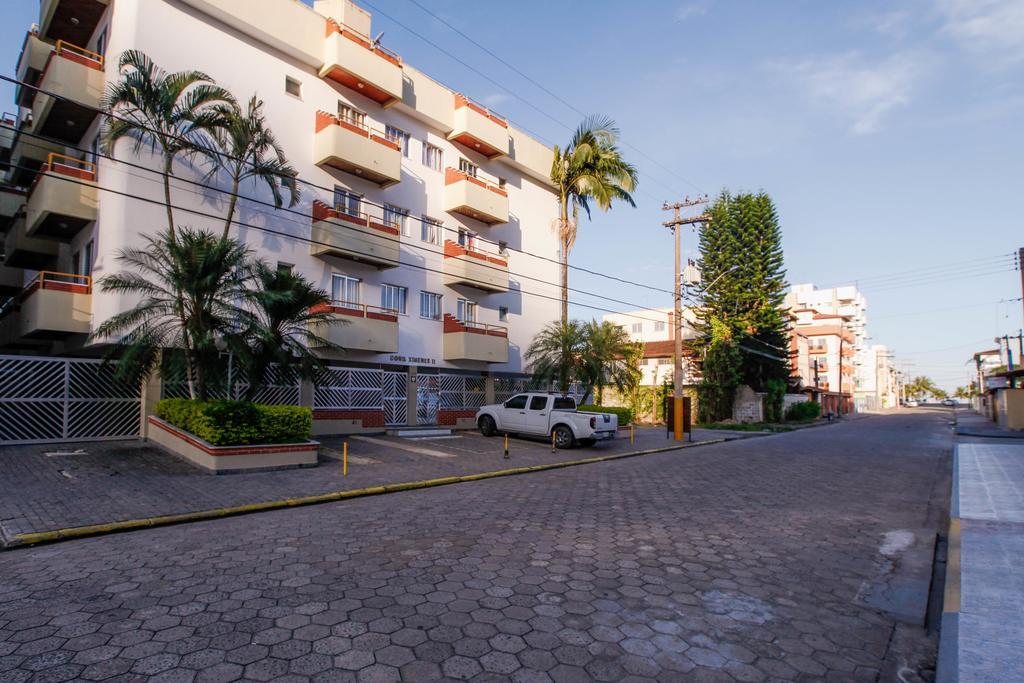 Edificio Ximenes II Apartment Ubatuba Bagian luar foto
